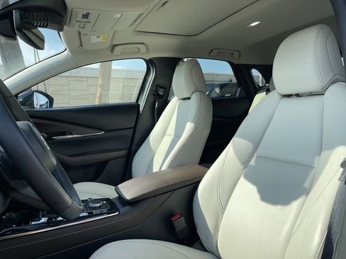 New 2025 MAZDA CX-30 2.5 Turbo w/ Premium Package image 18