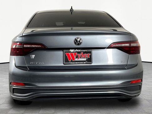 Used 2023 Volkswagen Jetta SE FWD image 5