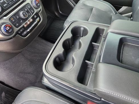 Used 2019 Chevrolet Tahoe LS w/ All-Season Package RWD image 20