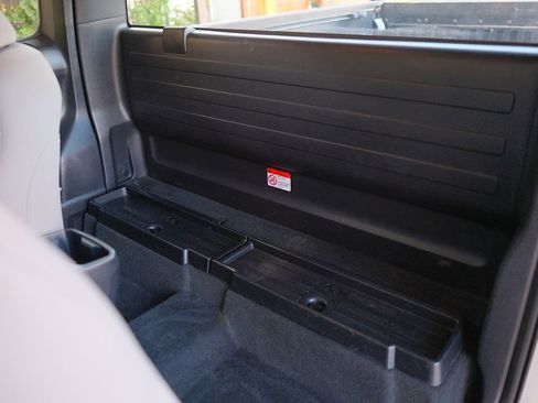 Used 2017 Toyota Tacoma SR RWD image 29