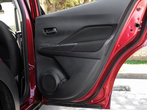 Used 2024 Nissan Kicks SV image 56