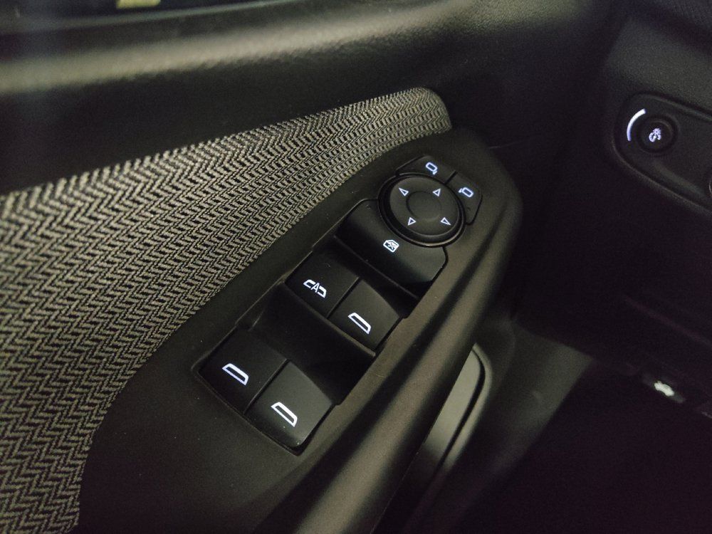 Used 2025 Chevrolet TrailBlazer LS FWD image 27
