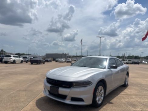 Used 2023 Dodge Charger SXT RWD image 7