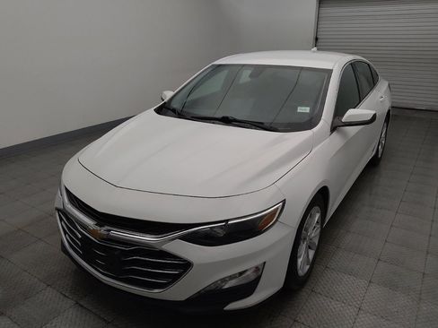 Used 2022 Chevrolet Malibu LT FWD image 15