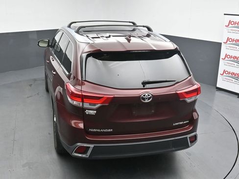 Used 2018 Toyota Highlander Limited Platinum AWD/4WD image 15
