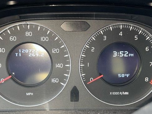 Used 2011 Volvo XC60 3.2 image 18