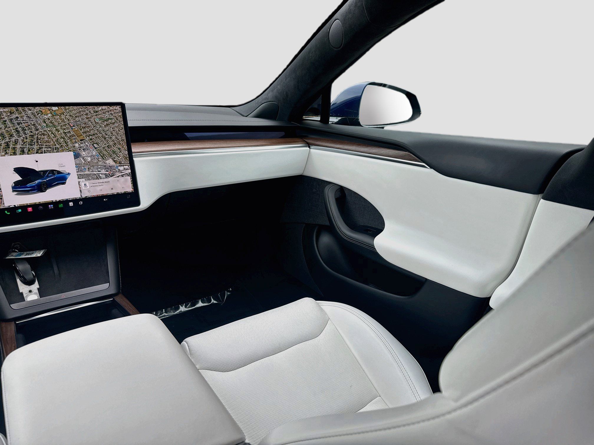Used 2022 Tesla Model S AWD/4WD image 22