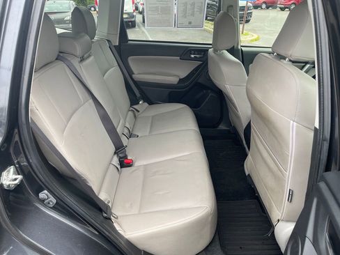 Used 2015 Subaru Forester 2.5i Limited AWD/4WD image 33
