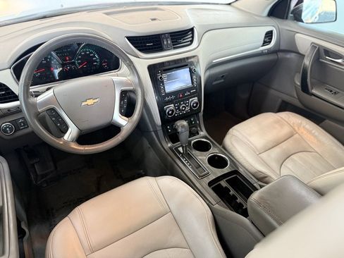 Used 2015 Chevrolet Traverse LTZ image 20