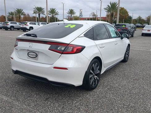 Used 2024 Honda Civic EX-L image 4
