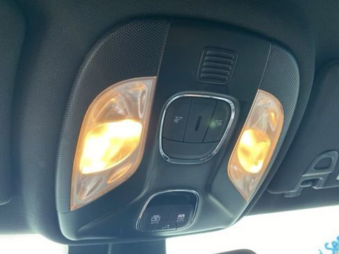 Used 2023 Jeep Compass Limited w/ Sun and Sound Group AWD/4WD image 28