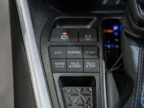 New 2025 Toyota RAV4 XLE image 15