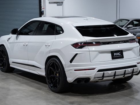 Used 2019 Lamborghini Urus image 68