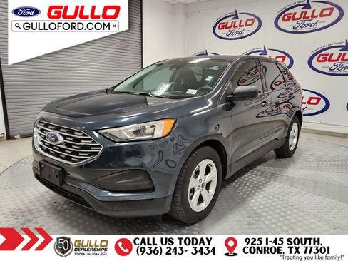 Used 2022 Ford Edge SE image 3