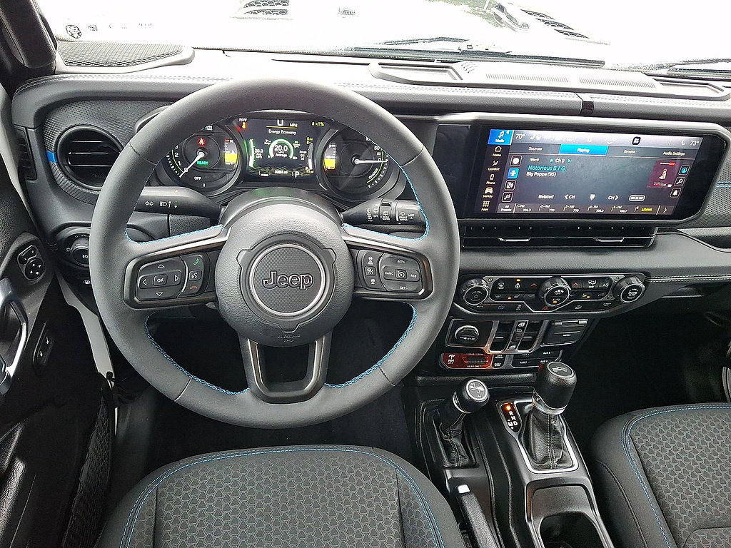 Used 2024 Jeep Wrangler Unlimited Rubicon 4xe w/ Convenience Group AWD/4WD image 50