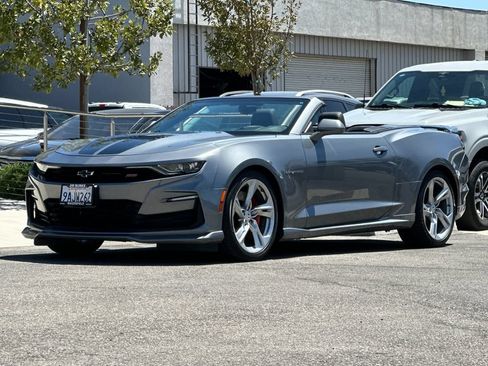 Used 2020 Chevrolet Camaro SS w/ LPO, Ground Effects Package RWD image 8