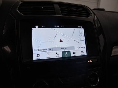 Used 2018 Ford Explorer XLT w/ Equipment Group 202A image 22