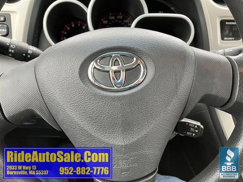 Used 2009 Toyota Matrix S image 16