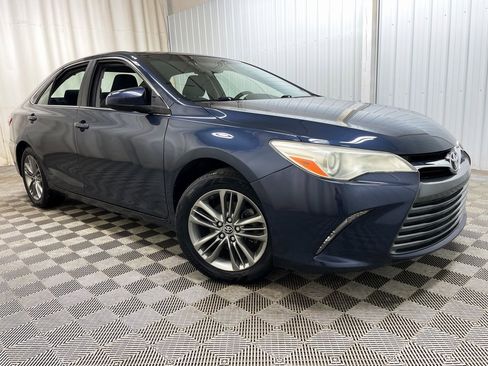 Used 2016 Toyota Camry LE image 42