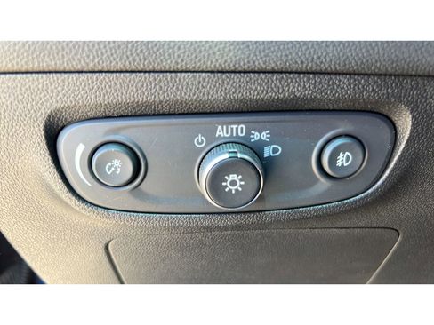 Certified 2020 Buick Encore GX Select AWD/4WD image 23
