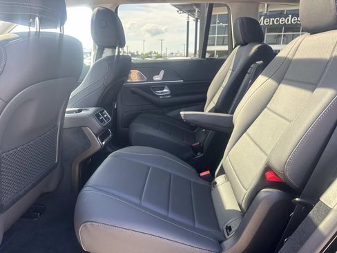 New 2026 Mercedes-Benz GLS 450 4MATIC image 9