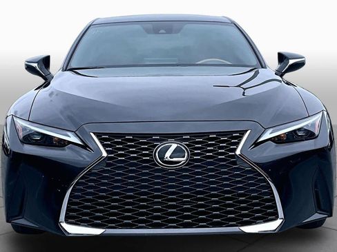Used 2022 Lexus IS 300 w/ Accessory Package RWD image 3