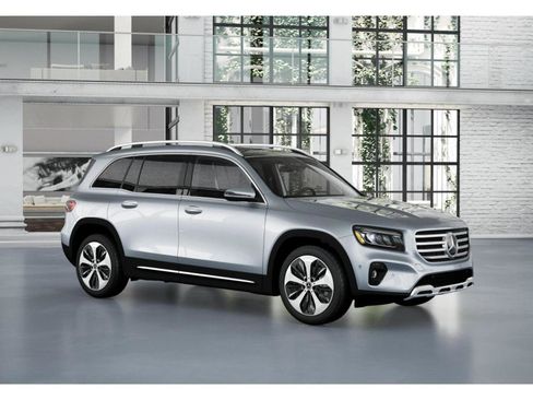 New 2025 Mercedes-Benz GLB 250 4MATIC image 12