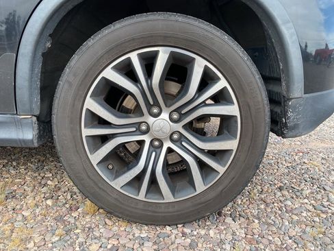 Used 2016 Mitsubishi Outlander Sport ES image 5