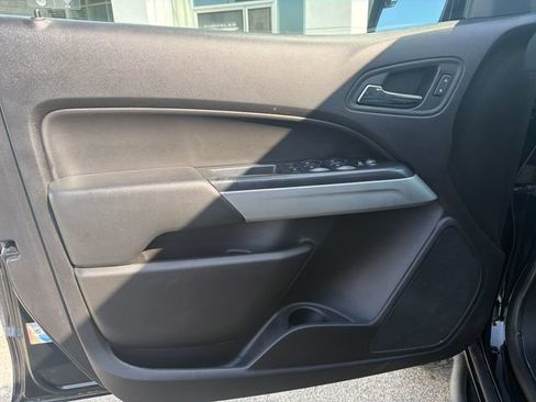 Used 2018 Chevrolet Colorado ZR2 AWD/4WD image 10