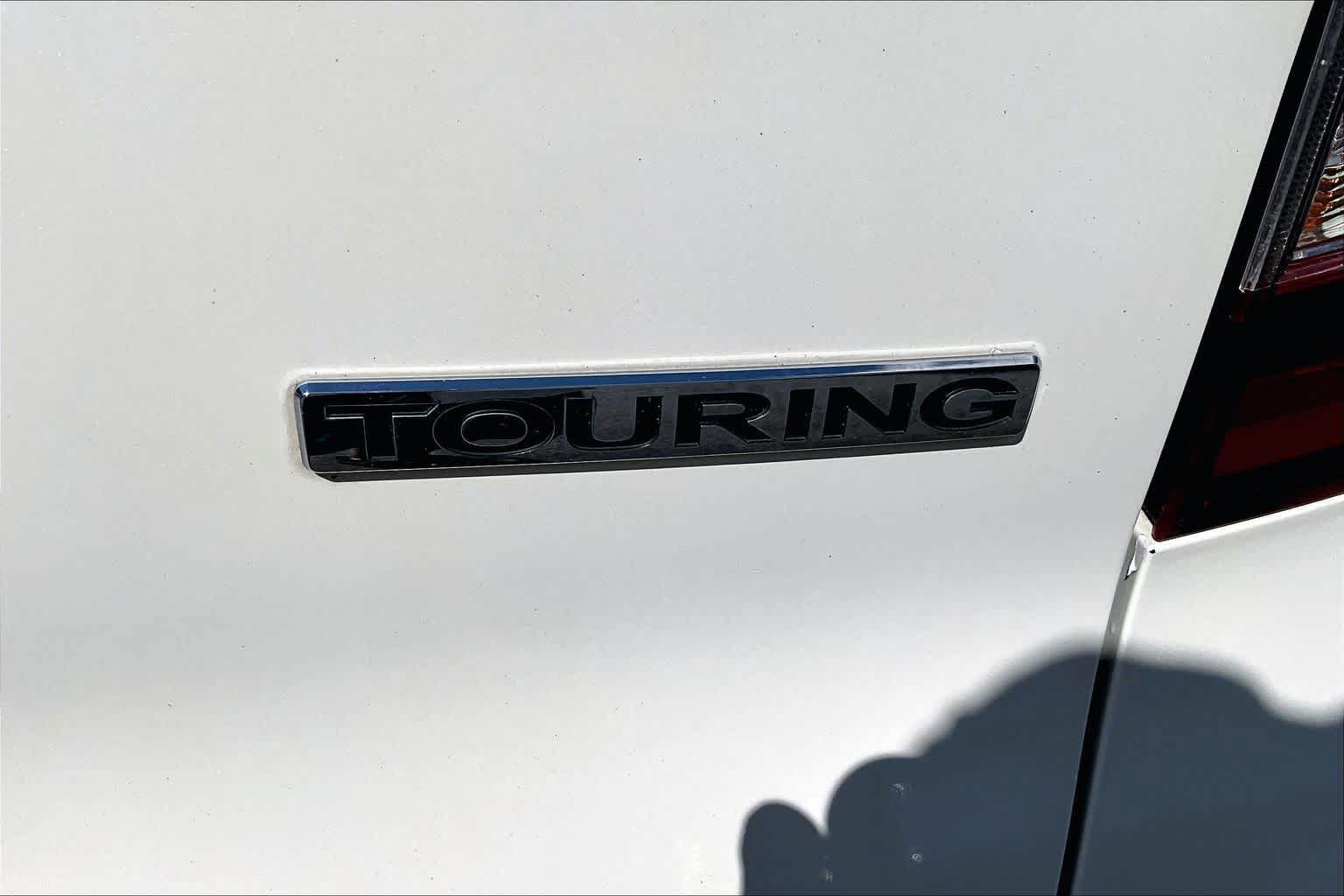 Used 2019 Honda Pilot Touring image 10