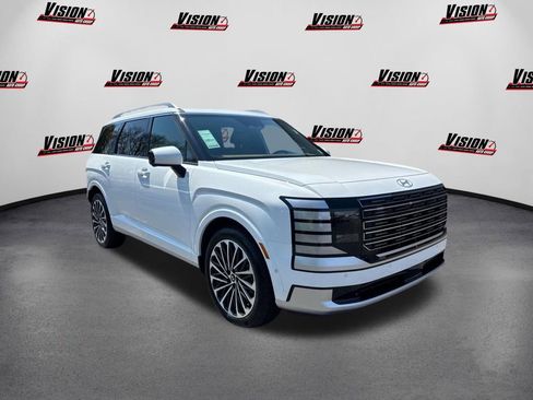 Certified 2026 Hyundai Palisade Calligraphy AWD/4WD image 3