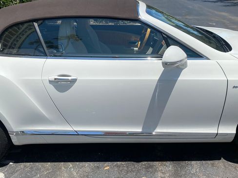 Used 2014 Bentley Continental Mulliner image 10