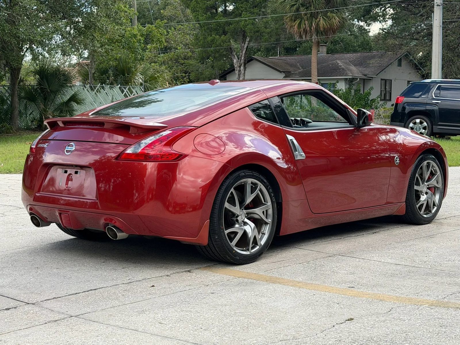 Used 2014 Nissan 370Z Touring w/ Sport Package RWD image 3