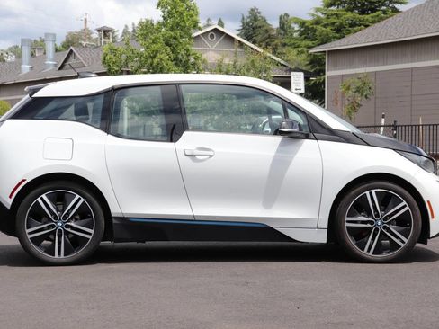 Used 2015 BMW i3 RWD image 10