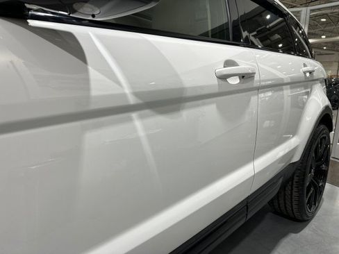 Used 2017 Land Rover Range Rover Evoque SE Premium AWD/4WD image 17