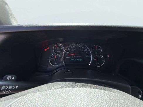 Used 2020 Chevrolet Express 2500 w/ Safety Package image 10