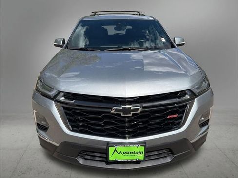 Used 2023 Chevrolet Traverse RS AWD/4WD image 8