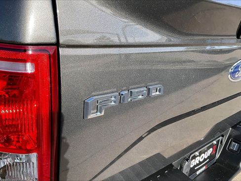 Used 2017 Ford F150 XL w/ Equipment Group 101A Mid AWD/4WD image 10