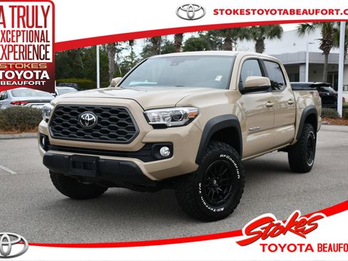 Used 2020 Toyota Tacoma TRD Off-Road image 1