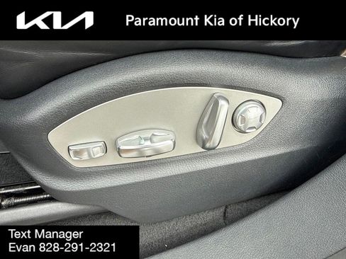 Used 2017 Porsche Cayenne Platinum Edition AWD/4WD image 20