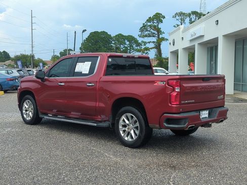 Used 2019 Chevrolet Silverado 1500 High Country w/ Technology Package RWD image 5