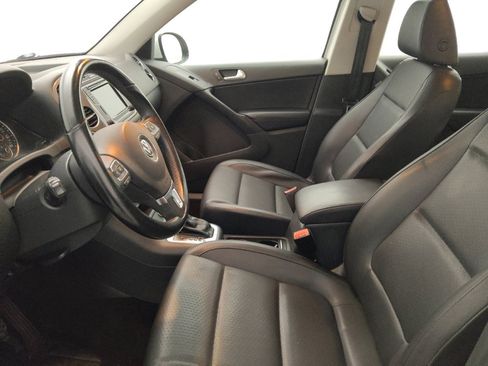 Used 2017 Volkswagen Tiguan S AWD/4WD image 17