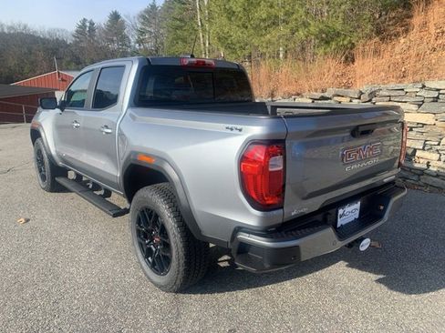 New 2026 GMC Canyon Elevation w/ Convenience Package image 5