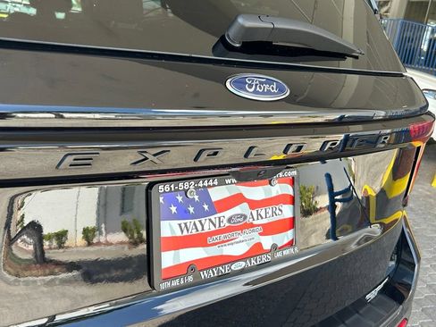 Used 2026 Ford Explorer ST-Line w/ ST-Line Street Pack RWD image 23
