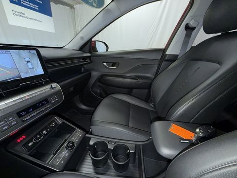 Used 2024 Hyundai Kona Limited image 22