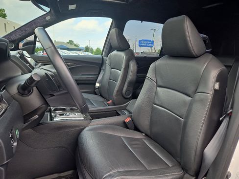 Used 2022 Honda Pilot Special Edition image 16