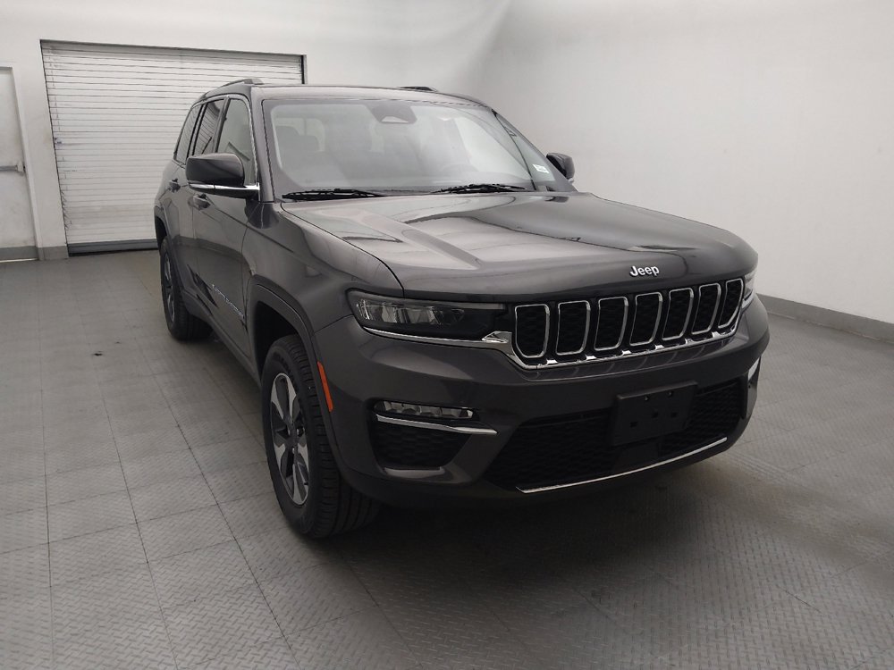 Used 2023 Jeep Grand Cherokee 4WD 4xe image 14