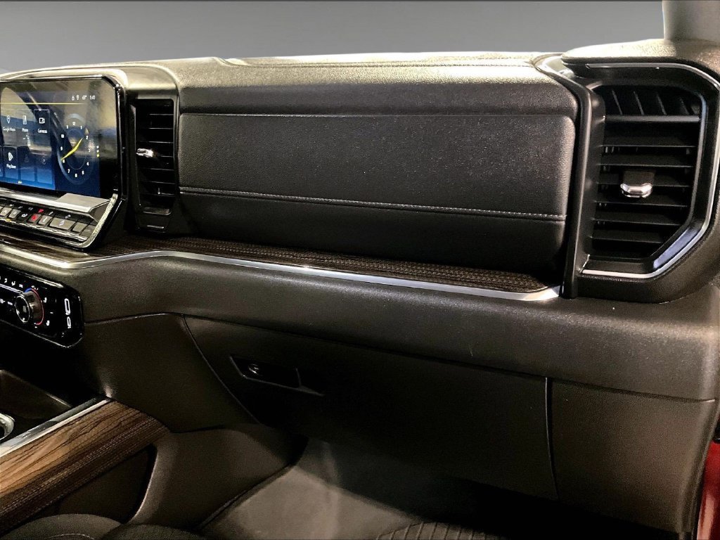 Used 2024 Chevrolet Silverado 1500 LT Trail Boss AWD/4WD image 13