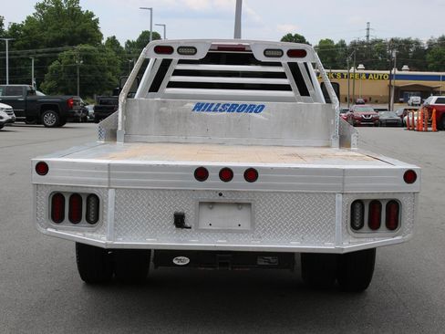 Used 2025 GMC Sierra 3500 Pro w/ Convenience Package AWD/4WD image 6
