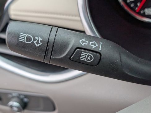 Used 2024 Chevrolet Malibu LT image 24